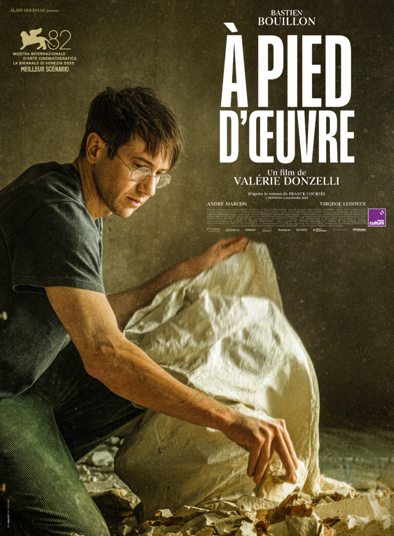 Affiche du film A PIED D OEUVRE